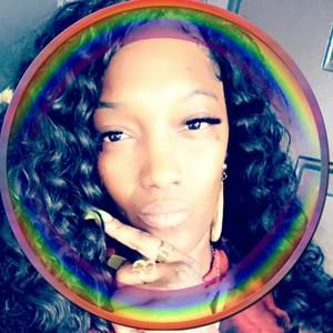 Meet your Posher, Brittney